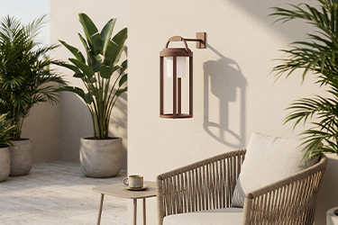 Sieniniai šviestuvai Sieniniai šviestuvai